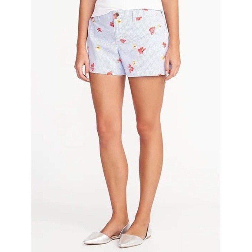 Old Navy Women Size 8 Floral White Pinstripe Blue Shorts Casual Summer Travel